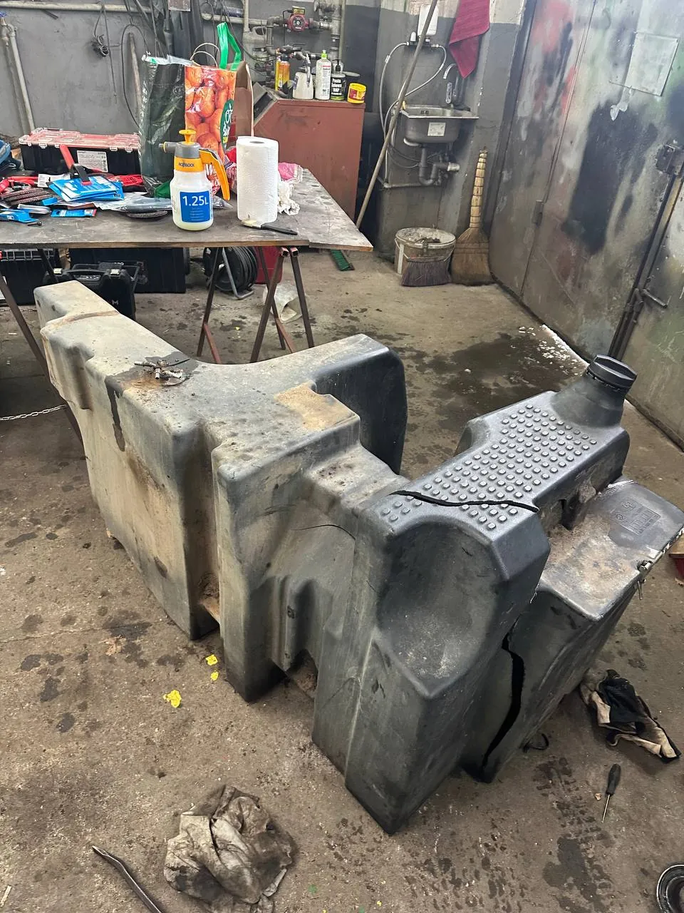 Zdjęcie 22 z naprawy — Naprawa zbiornika paliwa Massey Ferguson — Zbuczyn