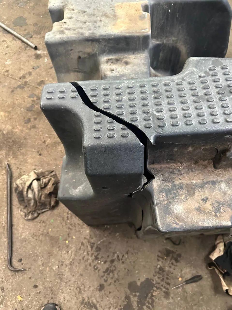 Zdjęcie 24 z naprawy — Naprawa zbiornika paliwa Massey Ferguson — Zbuczyn