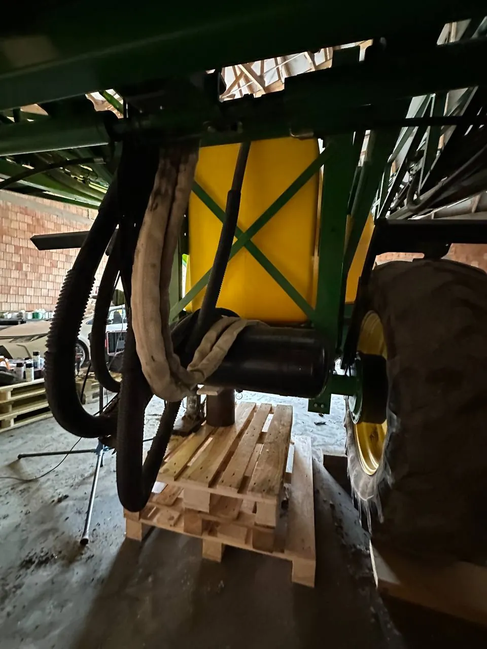 Zdjęcie 11 z naprawy — Naprawa zbiornika opryskiwacza John Deere 740 — Chąśno