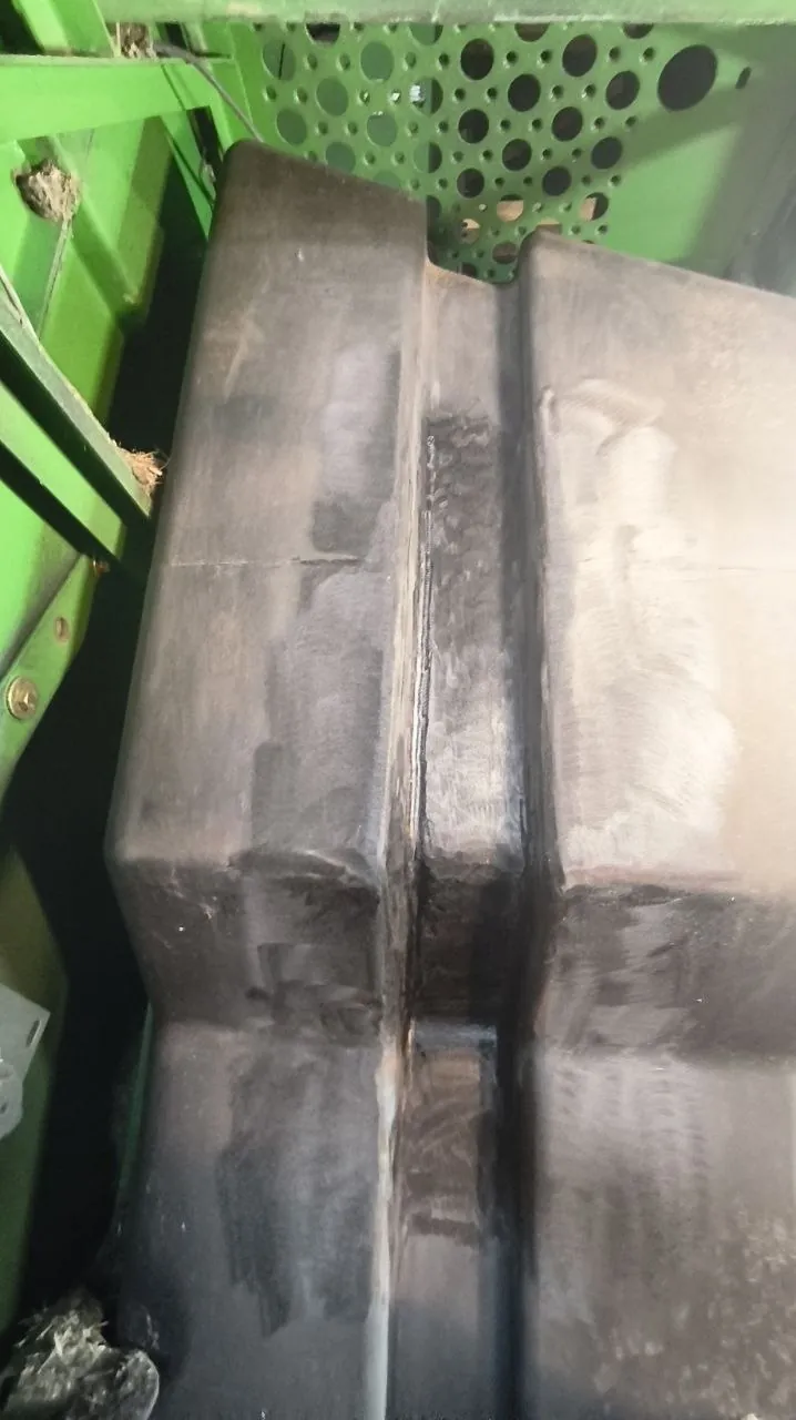 Zdjęcie 7 z naprawy — Naprawa zbiornika paliwa John Deere 1450 — Knyszyn