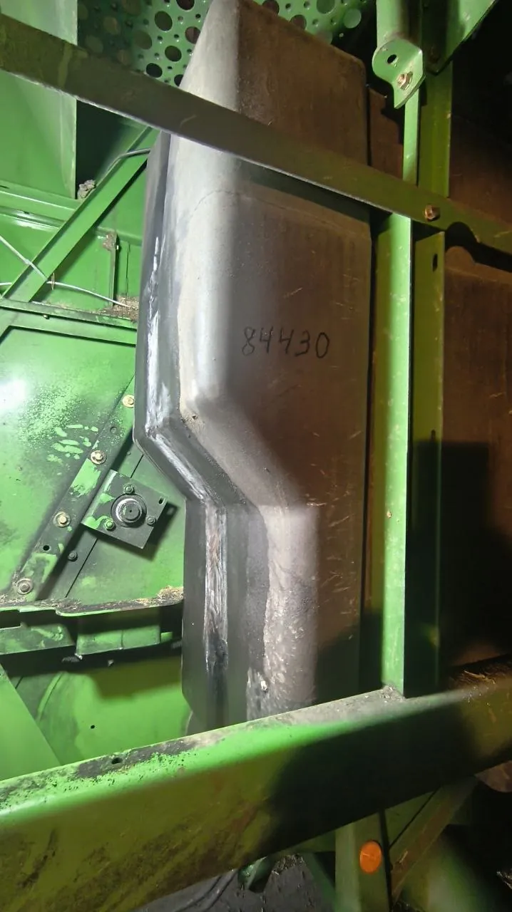 Zdjęcie 21 z naprawy — Naprawa zbiornika paliwa John Deere 1450 — Knyszyn