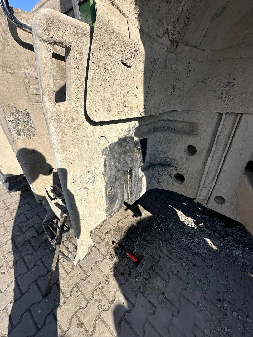 Zdjęcie 6 z naprawy — Naprawa zbiornika paliwa Fendt 930 Vario — Żerniki