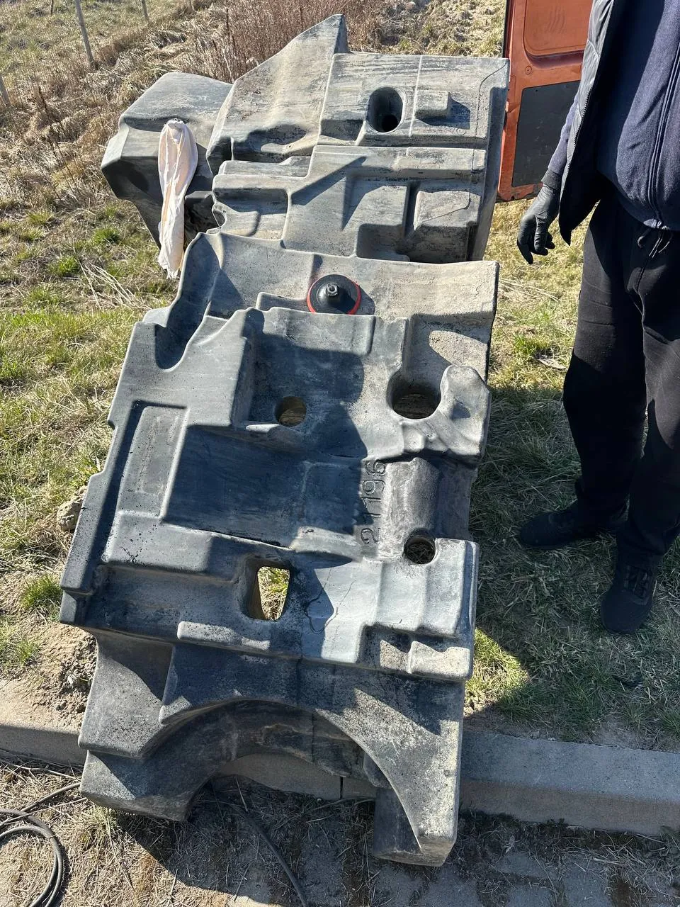 Zdjęcie 13 z naprawy — Naprawa zbiornika paliwa Fendt 900 Vario S4 — Żerniki