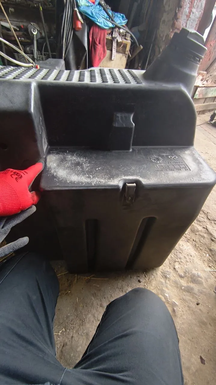 Zdjęcie 11 z naprawy — Naprawa zbiornika paliwa Massey Ferguson 6490 — Rybical