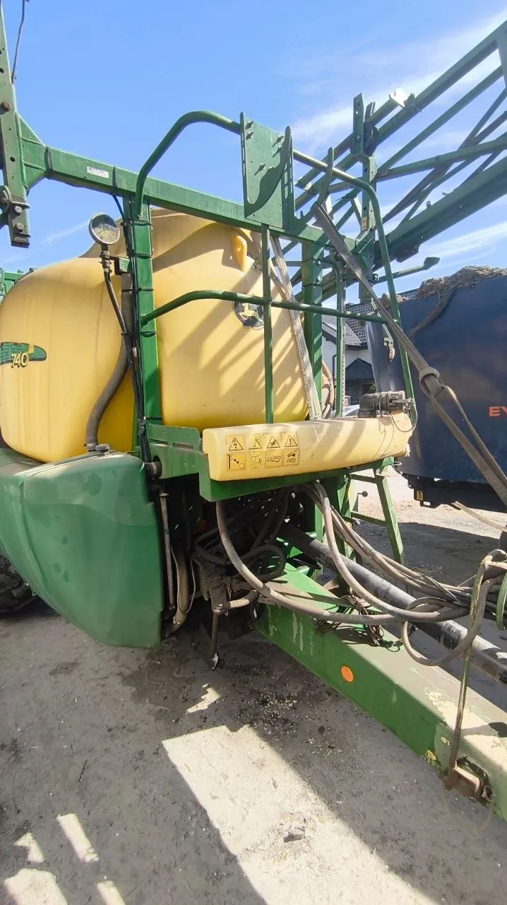 Zdjęcie 8 z naprawy — Naprawa zbiornika opryskiwacza John Deere M740 — Wesołówka