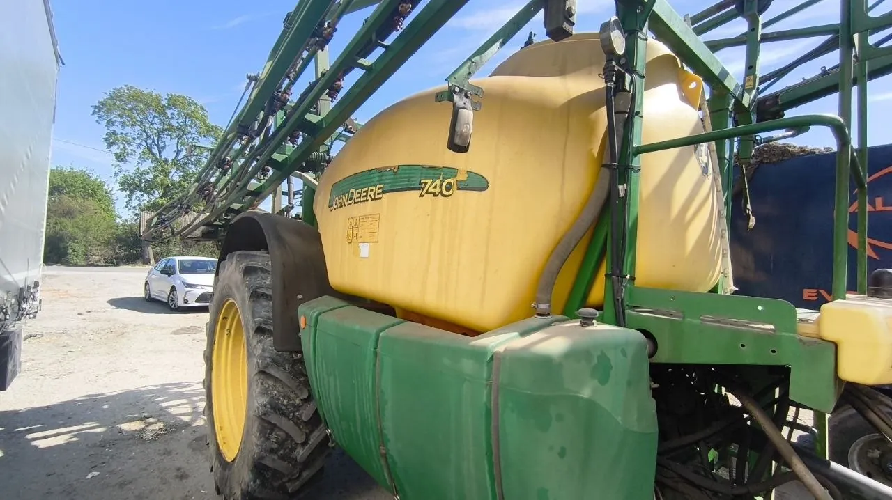 Zdjęcie 9 z naprawy — Naprawa zbiornika opryskiwacza John Deere M740 — Wesołówka