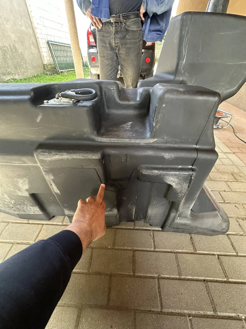 Zdjęcie 4 z naprawy — Naprawa zbiornika paliwa John Deere 6930 Premium — Dudki