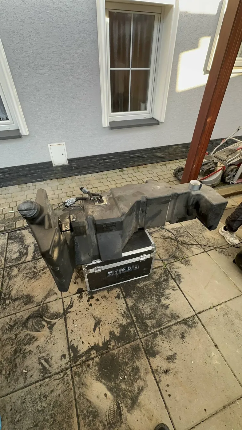 Zdjęcie 10 z naprawy — Naprawa zbiornika paliwa Massey Ferguson — Podwilk
