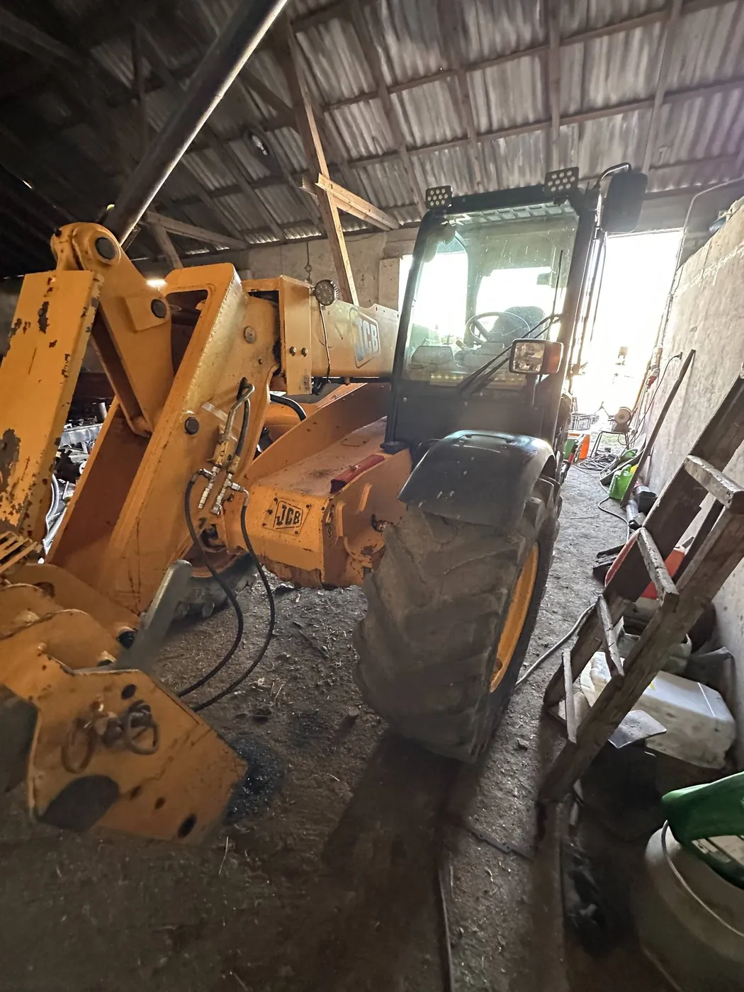 Zdjęcie 5 z naprawy — Naprawa zbiornika paliwa JCB — Modełka