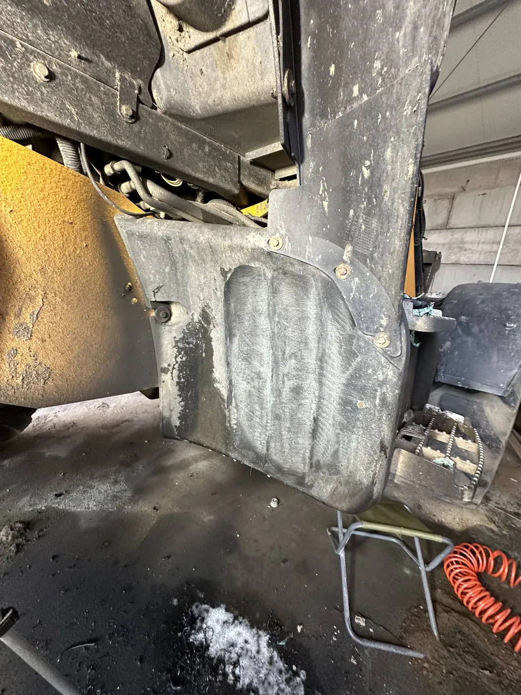 Zdjęcie 11 z naprawy — Naprawa zbiornika paliwa JCB 3CX — Bolesławiec