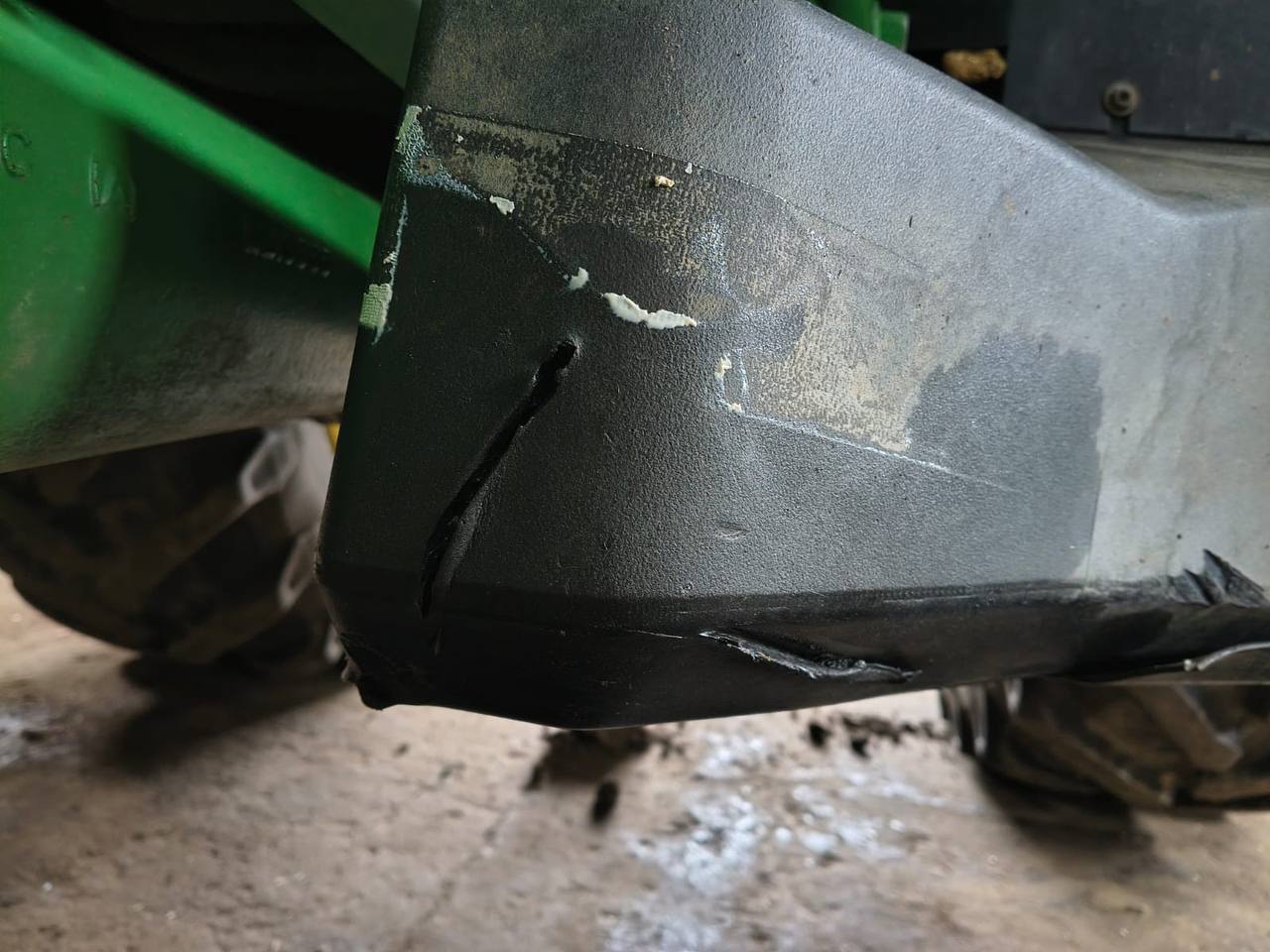 Zdjęcie 29 z naprawy — Naprawa zbiornika paliwa John Deere 6195M — Zajdy