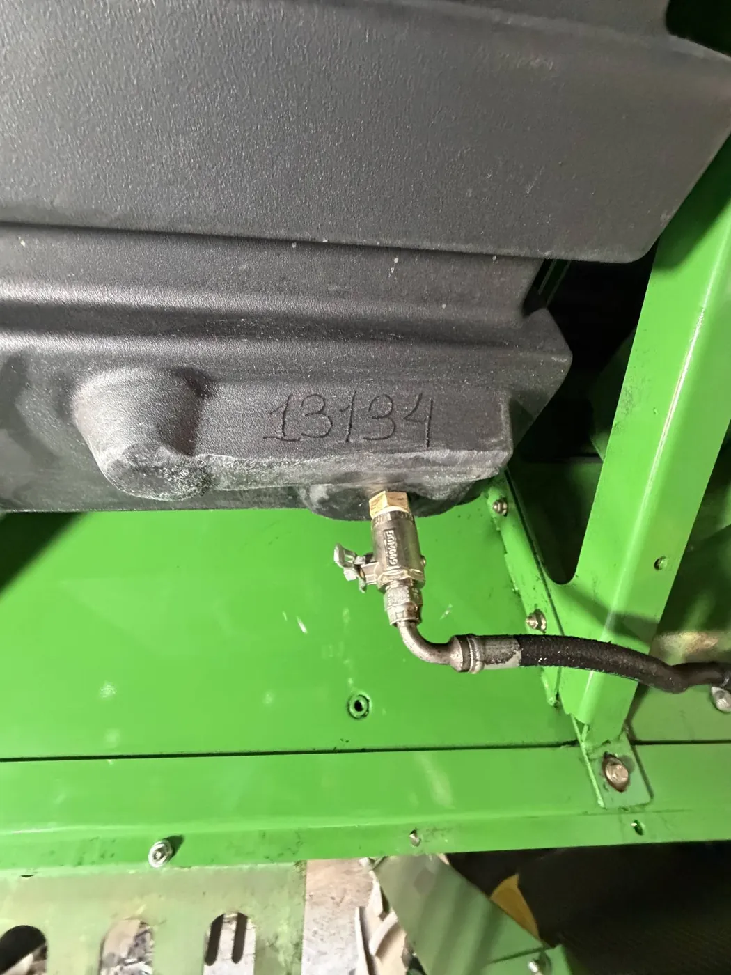Zdjęcie 14 z naprawy — Naprawa zbiornika paliwa John Deere 9640 — Bronikowo