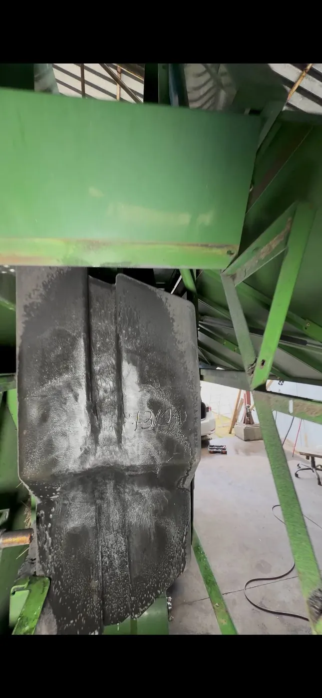 Zdjęcie 9 z naprawy — Naprawa zbiornika paliwa John Deere 1550 — Wiklewo