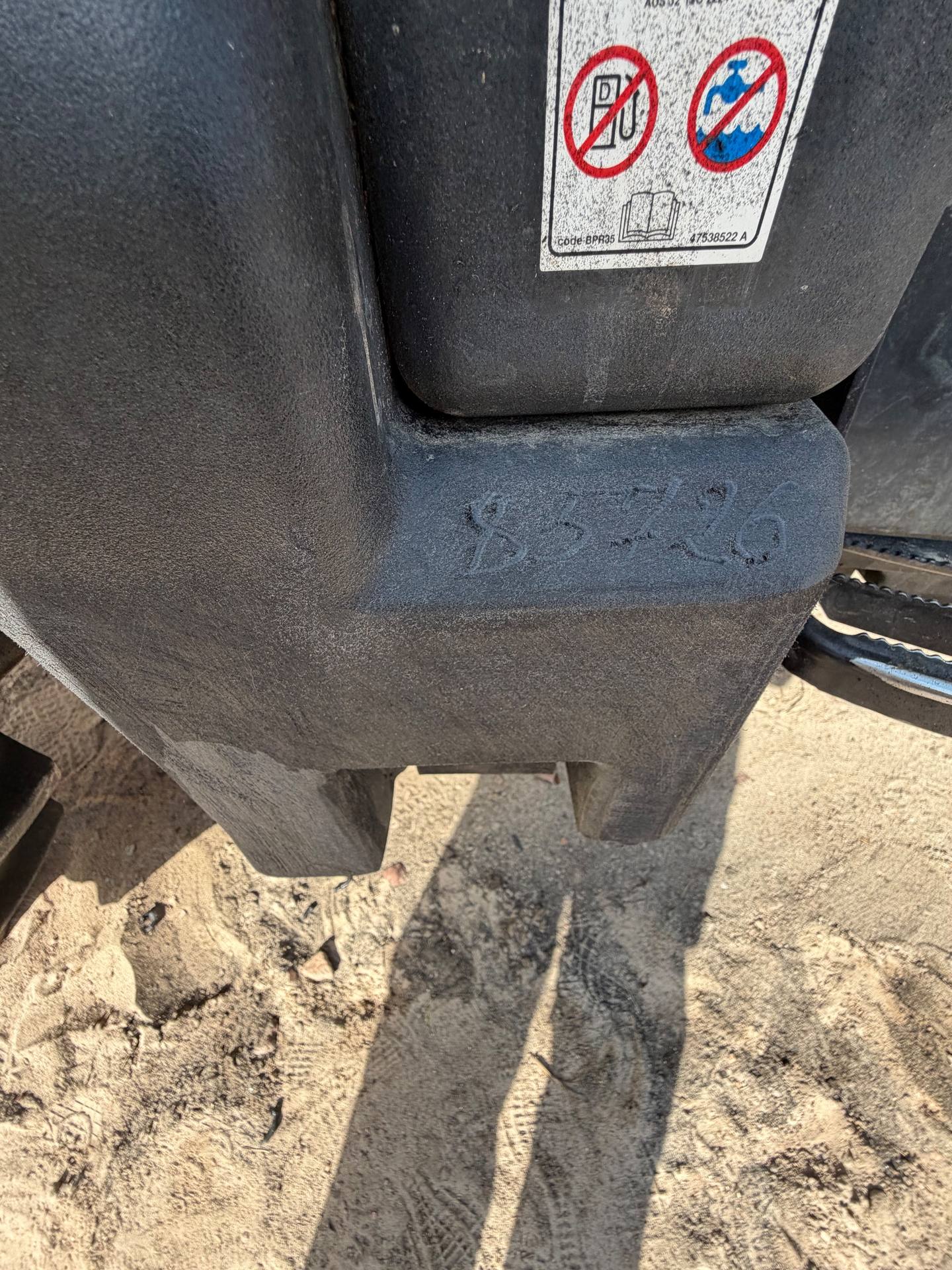 Zdjęcie 12 z naprawy — Naprawa zbiornika paliwa Case Farmall 90C — Gródek Rządowy