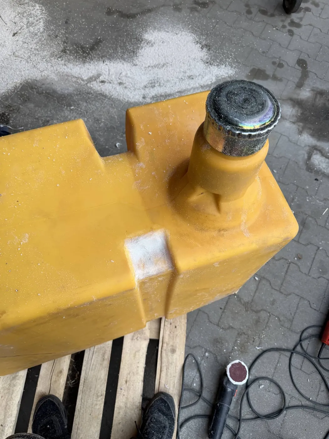 Zdjęcie 9 z naprawy — Naprawa zbiornika paliwa New Holland TC56 — Opole