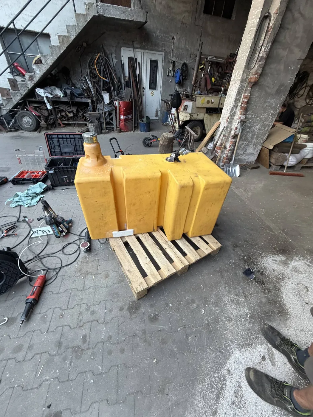 Zdjęcie 11 z naprawy — Naprawa zbiornika paliwa New Holland TC56 — Opole