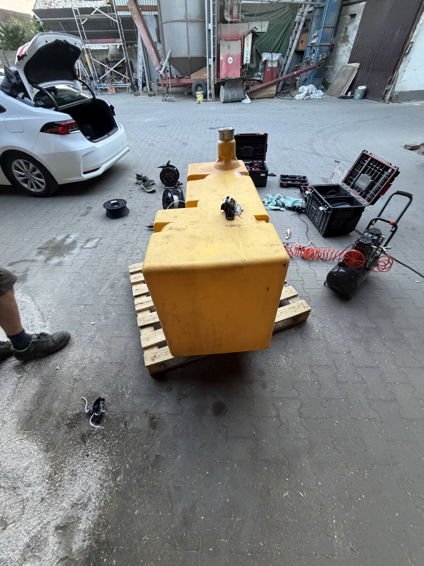 Zdjęcie 20 z naprawy — Naprawa zbiornika paliwa New Holland TC56 — Opole