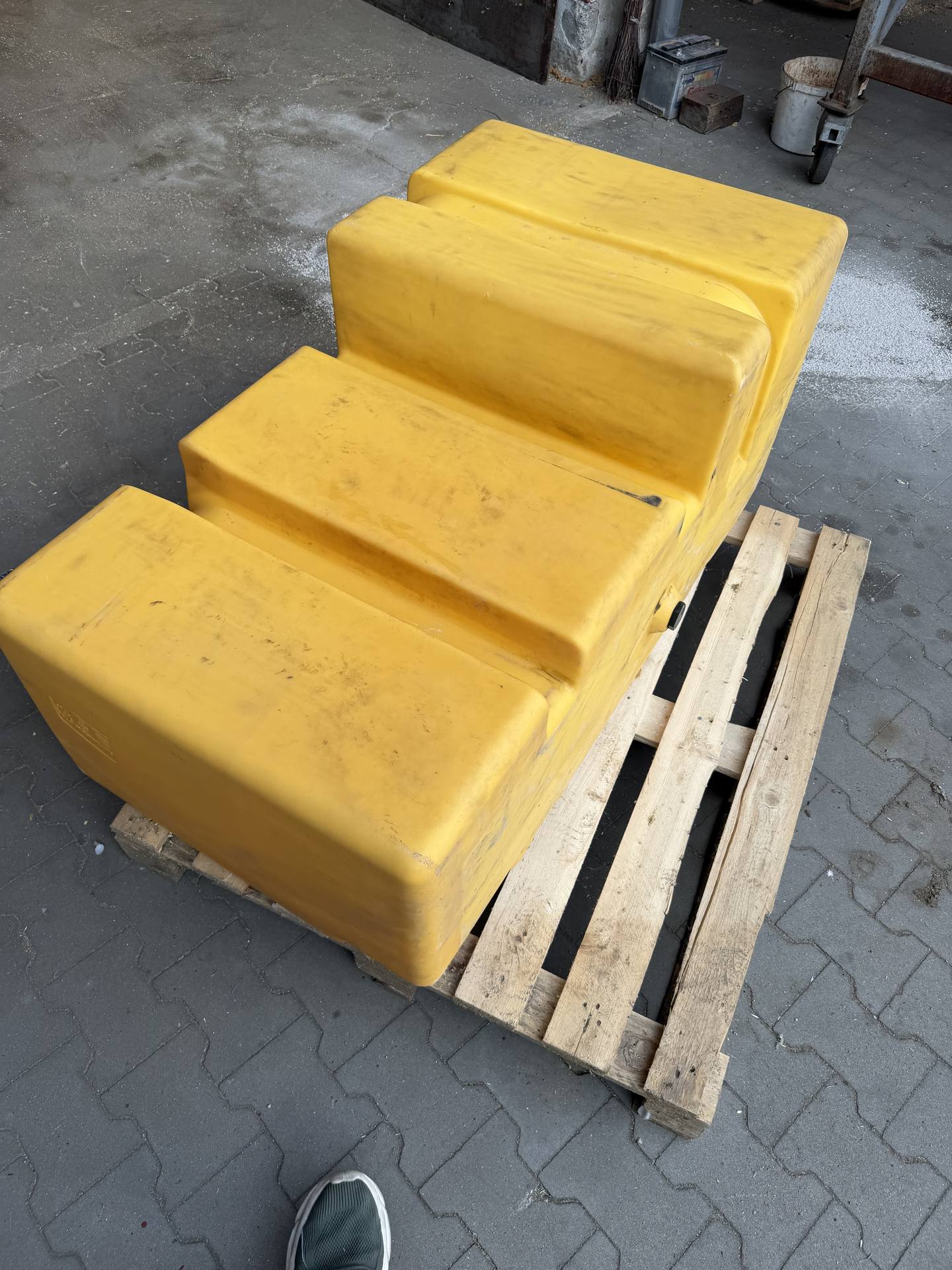 Zdjęcie 23 z naprawy — Naprawa zbiornika paliwa New Holland TC56 — Opole