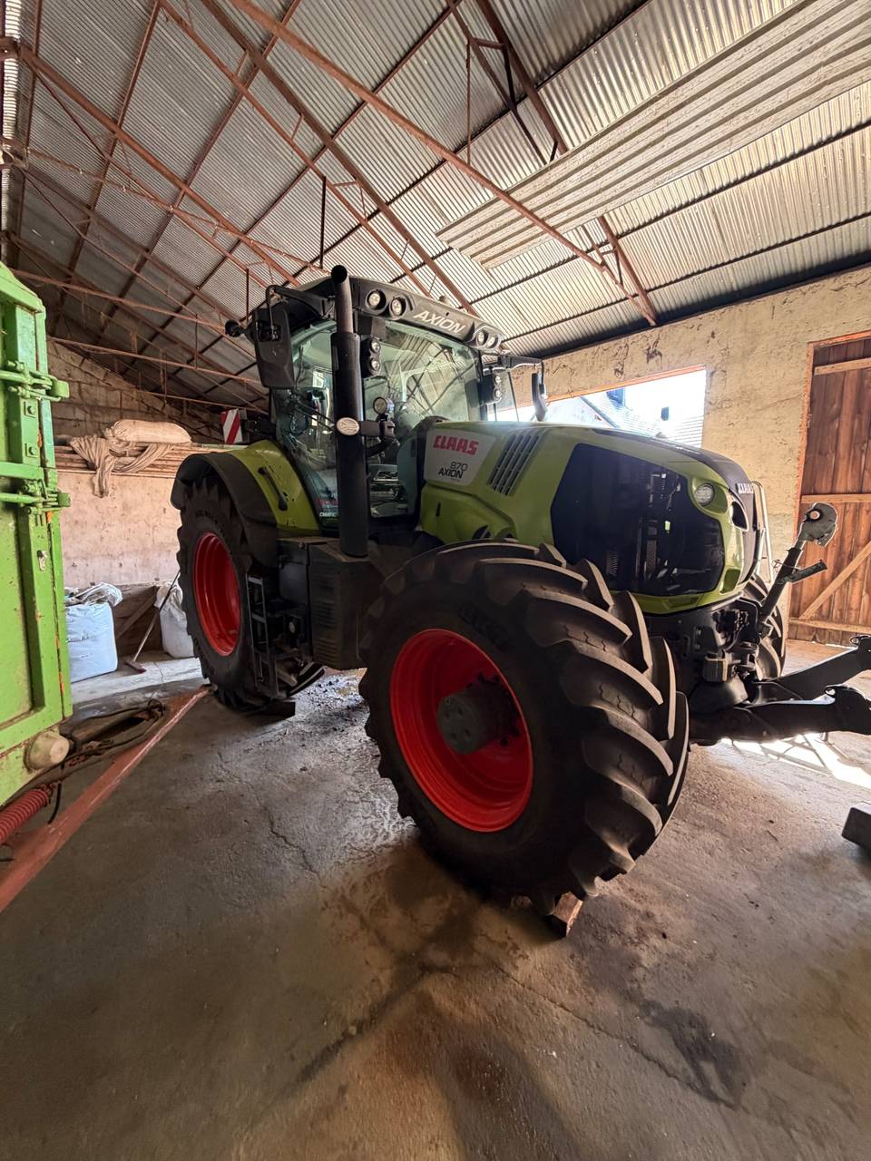 Zdjęcie 35 z naprawy — Naprawa zbiornika paliwa Claas Aksion 870 — Jerka